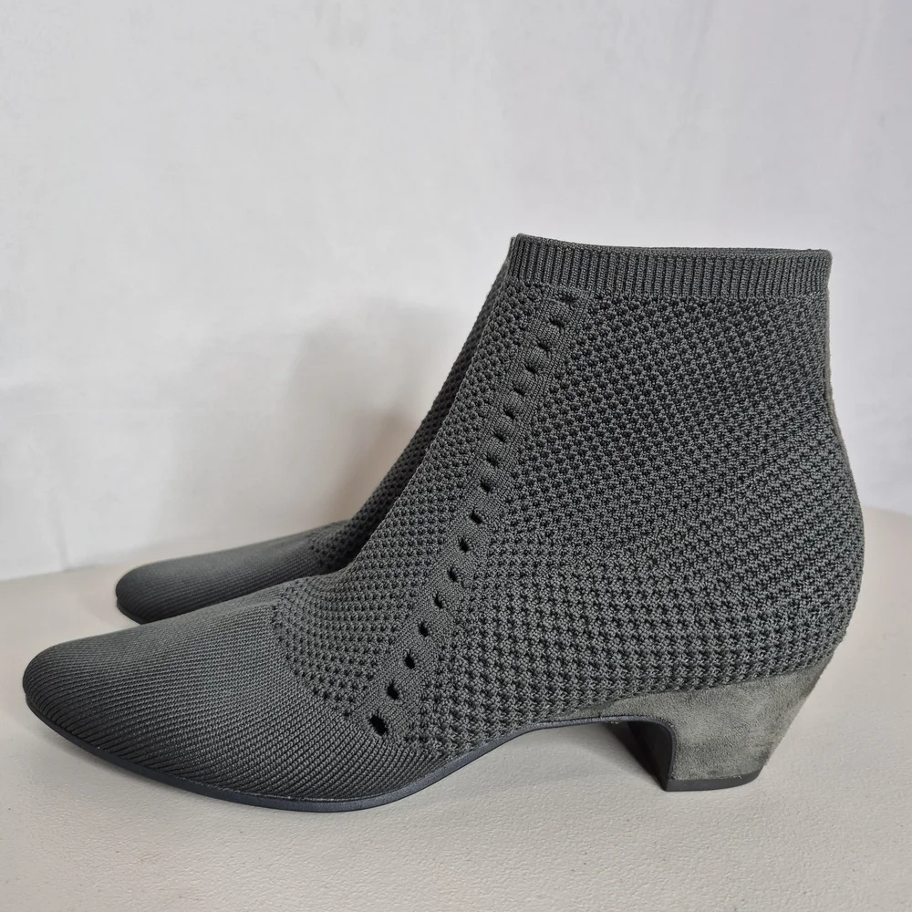 Eileen Fisher Purl Knit Sock Booties - Size 9